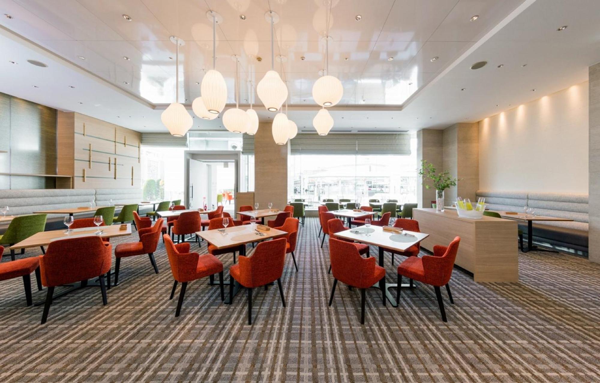 Hotel Associa Shizuoka Eksteriør bilde Interior of a restaurant